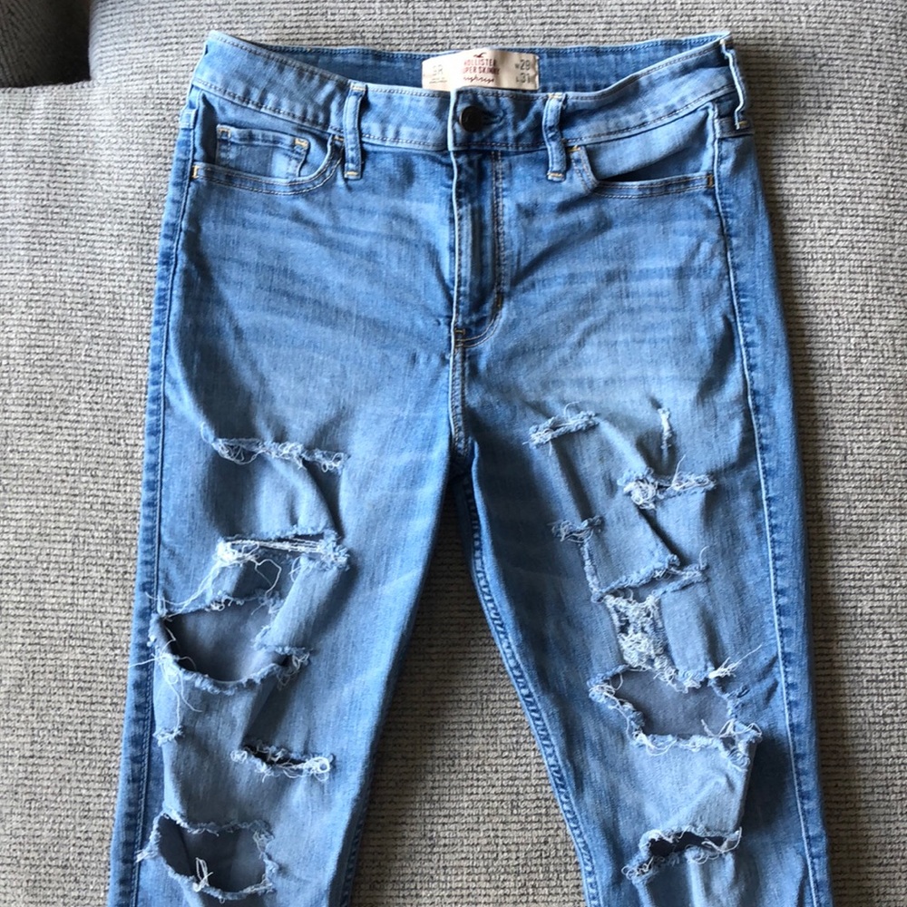 Hollister jeans